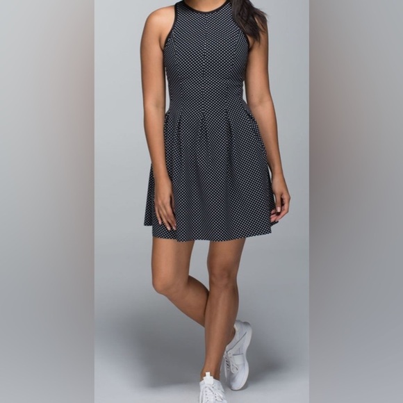 RARE Lululemon Here To There Dress - Biggy Dot- Navy Blue Polka Dot- Size Small - Picture 1 of 11